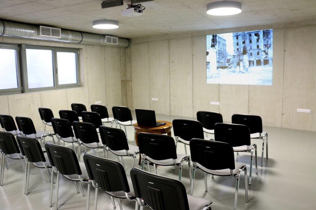 24612210 cba30b72ada0bb3b32fb75993ffa965c xl