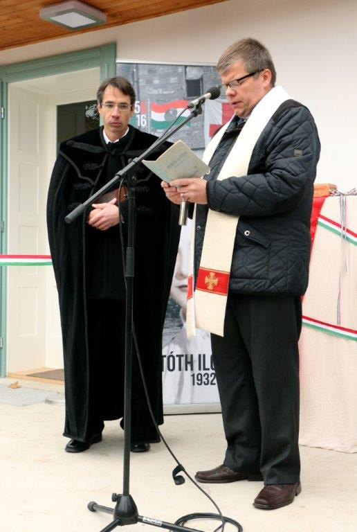 24612346 ff6697d5a2c83302e12dbc66a5343d5d l