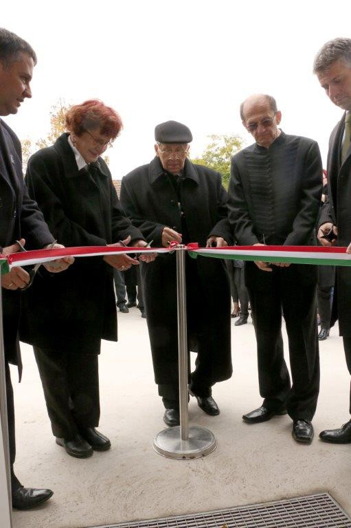 24612350 b30e02cf558ddcf4b30b4d9010956164 l